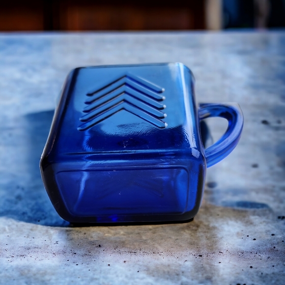Vintage Hazel Atlas Chevron Cobalt Blue Pitcher 12 oz - Picture 5 of 5
